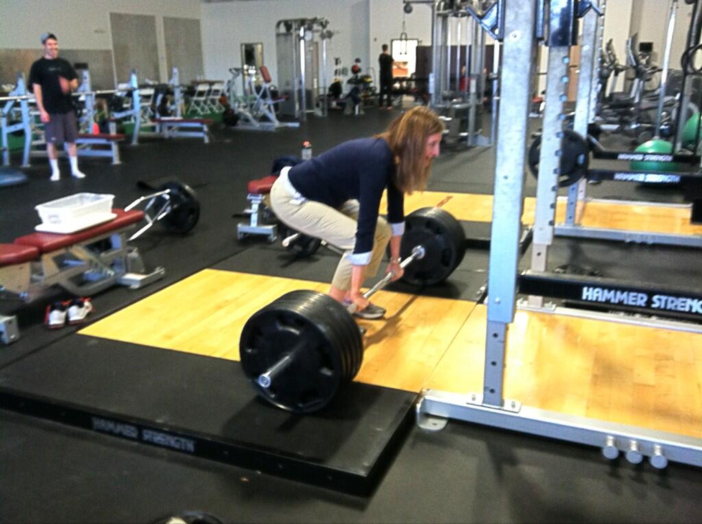 Jen Poulin Deadlifting